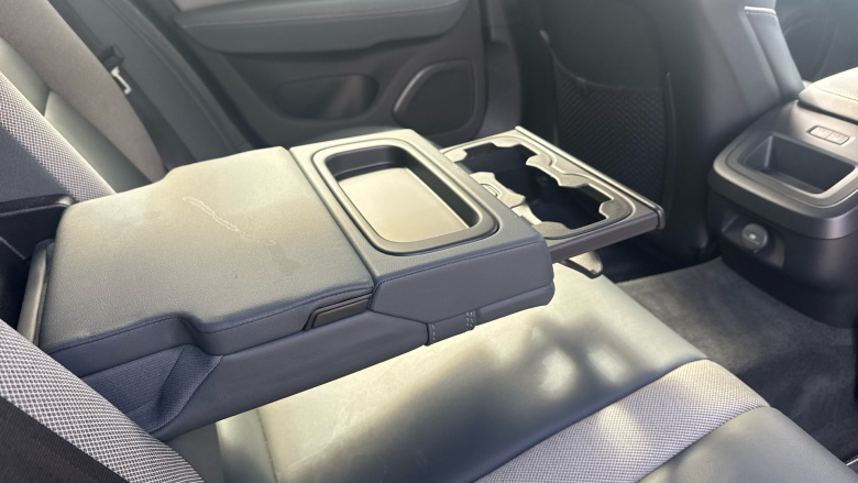 Volvo V60 2.0 B3P R DESIGN 5dr Auto Petrol Estate